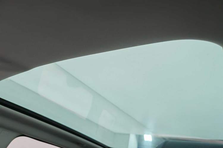 Used Land Rover Range Rover Evoque 2018 240 PS SE Smart Brilliance Edition
