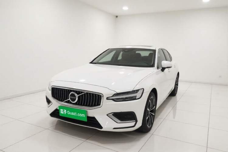 Used Volvo S60 2021 T4 Zhiyi Luxury Edition