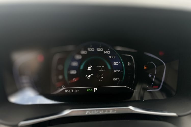 Used Dongfeng Aeolus Yixuan 2020 230T Automatic Glare-Proof Dark Knight Edition
