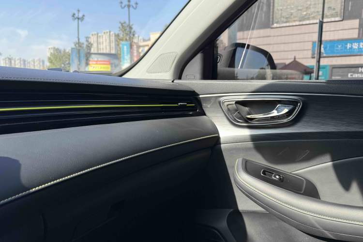 Used Roewe RX5 2021 PLUS 330TGI Automatic National Trend Intelligent Deluxe Edition
