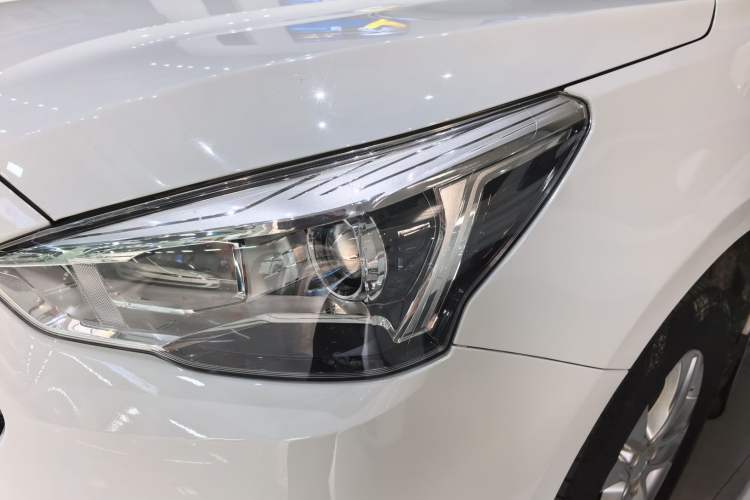 Used Haval M6 2019 1.5T DCT Two-Wheel Drive Elite Version China VI Standard
