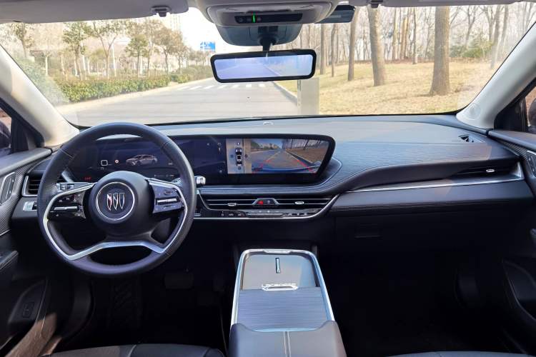 Used Buick LaCrosse 2023 28T Prestige Edition
