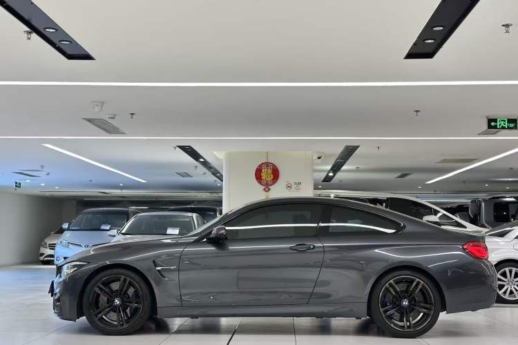 Used BMW M4 2017 M4 Coupe
