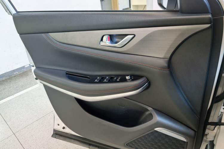 Used Changan CS75 2021 Honor Million Edition 280T DCT Luxury Model