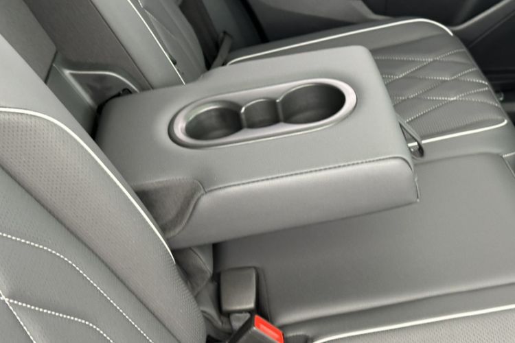 Used Volkswagen Tiguan L 2022 330TSI Automatic Two-Wheel Drive R-Line Enhanced Edition
