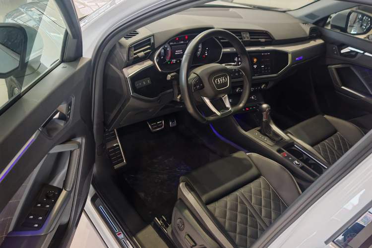 Used Audi Q3 2024 35 TFSI Fashion Dynamic Edition