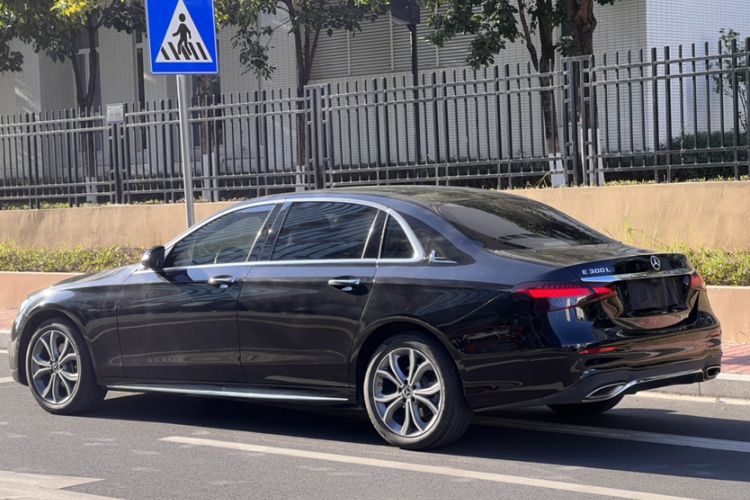 Used Mercedes-Benz E-Class 2021 E 300 L Sporty and Stylish Model
