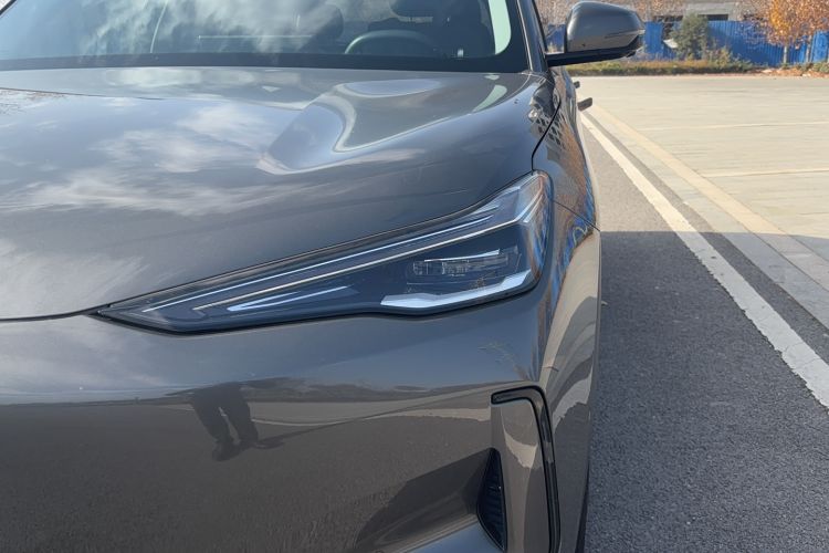 Used  E5 2024 530km Starship Edition
