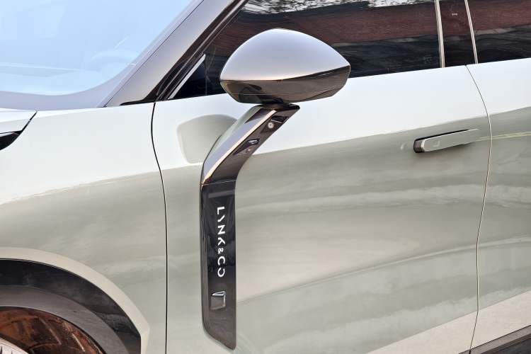 Used Lynk & Co 08 EM-P 2023 220km All-Wheel-Drive Performance Halo
