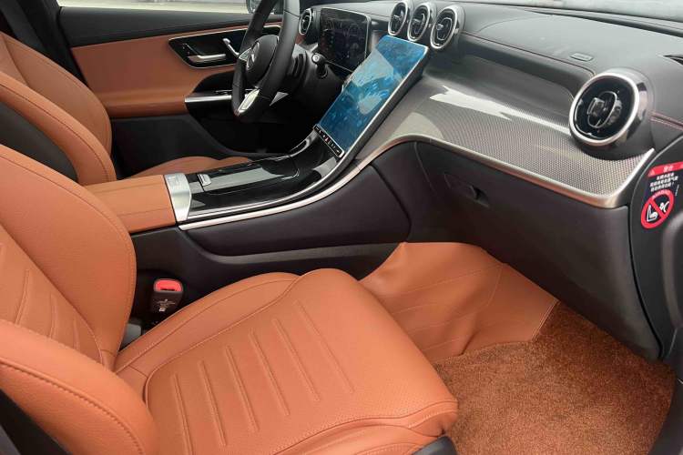 Used Mercedes-Benz GLC 2025 Refresh GLC 260 L 4MATIC Dynamic Edition