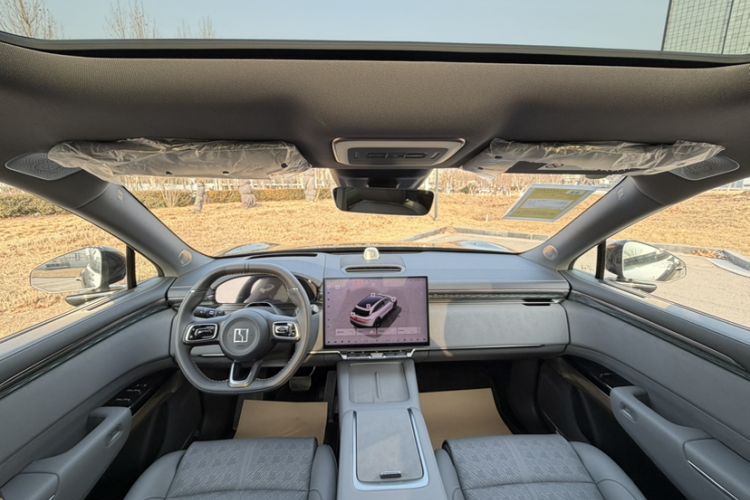 Used Zeekr 7X 2025 100 kWh Long-Range Rear-Wheel Drive with Intelligent Driving Features
