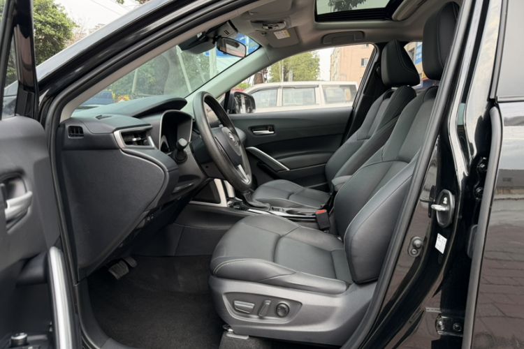 Used Toyota FRONTLANDER 2023 2.0L CVT Luxury Edition