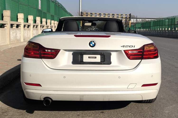Used BMW 4 Series 2014 420i Convertible Fashion Model
