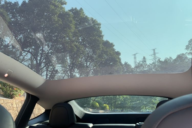 Used Tesla Model Y 2022 Rear-Wheel-Drive Version
