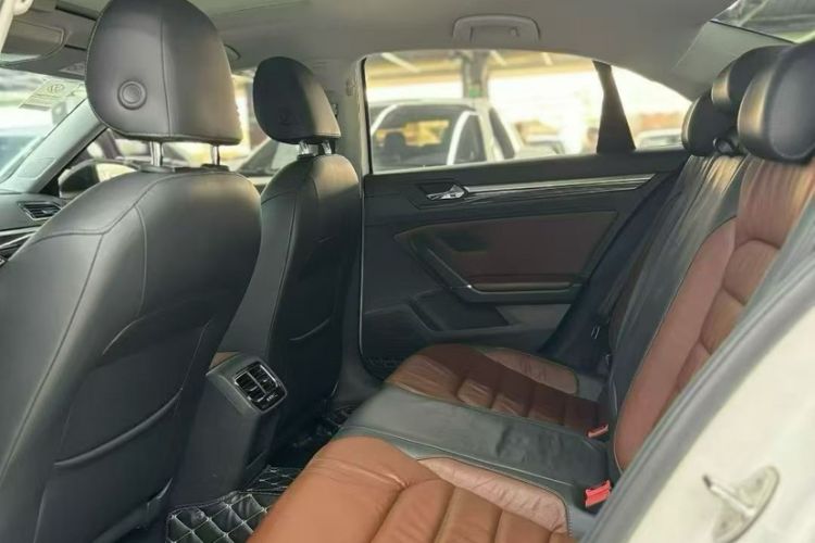 Used Volkswagen Lamando 2015 330TSI DSG Comfort Edition
