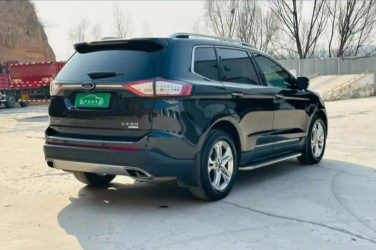 Used Ford Edge 2015 2.0T GTDi 4x4 High-Grade Model
