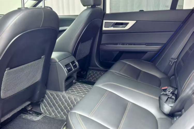 TDK.VehicleDetails.img