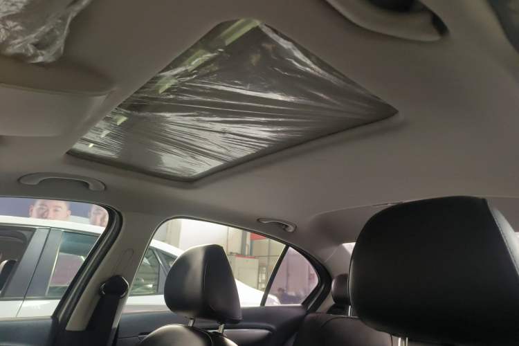 Used Volkswagen Lavida 2013 Revised Version 1.4 TSI DSG Comfort Edition
