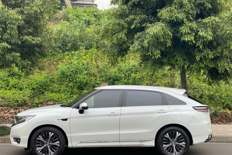 Used Honda UR-V 2020 370TURBO Two-Wheel Drive Luxury Edition
