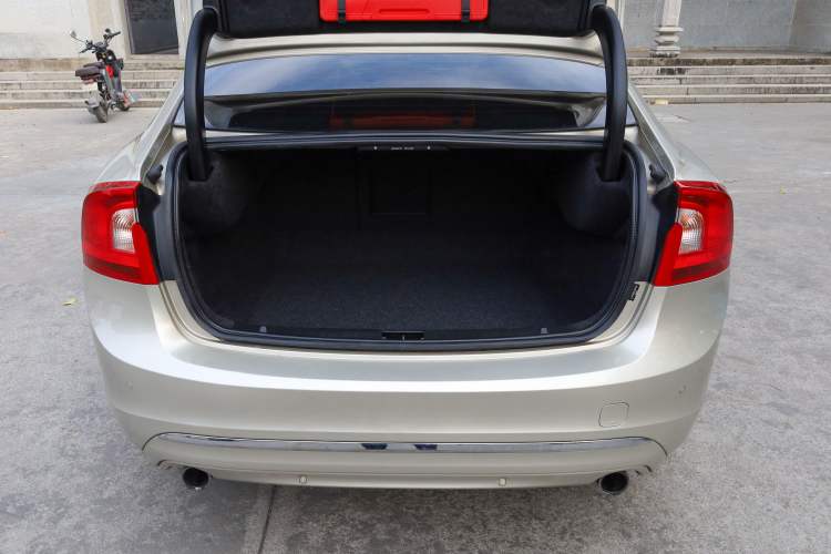 Used Volvo S60 2019 S60L Facelift T5 Intelligent Advanced Edition
