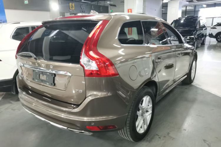 Used Volvo XC60 2017 T5 Smart Upgrade Edition
