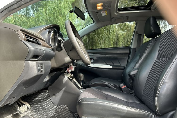 Used Toyota YARiS L 2015 1.5G Automatic Xuan Dong Sunroof Special Edition
