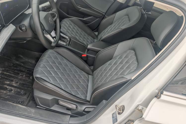 Used Volkswagen Sagitar 2023 300TSI DSG Excellence Edition