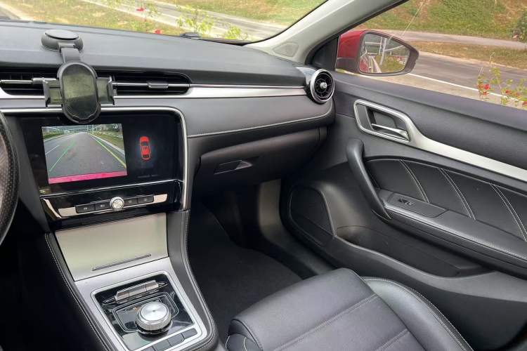 Used MG 6 New Energy 2018 45T E-DRIVE Intelligent Hybrid Premium Internet Edition
