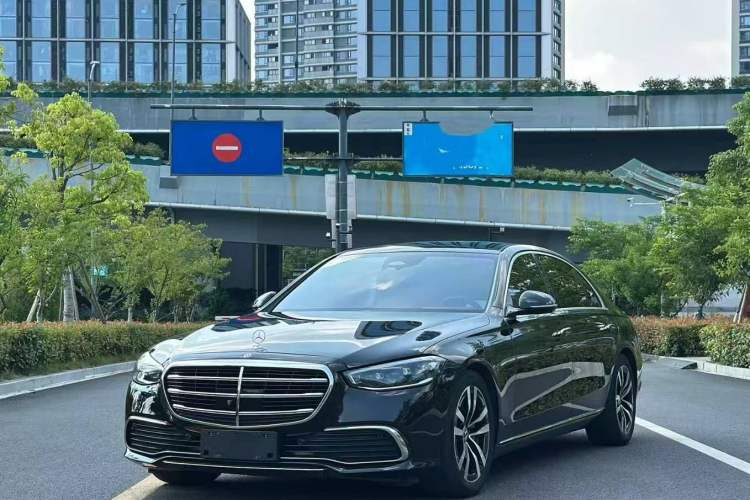 Used Mercedes-Benz S-Class 2022 S 400 L Luxury Model
