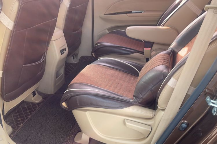 Used Baojun 730 2016 1.8L iAMT Comfort Version 7 Seats
