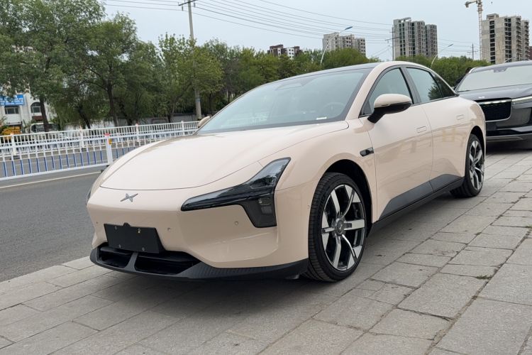 Used XPeng MONA M03 2024 620 with Ultra-Long Range
