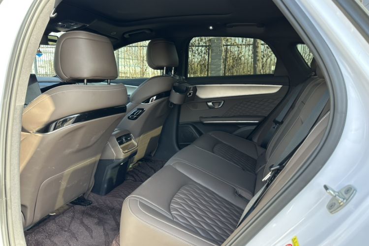 Used BYD Han 2023 DM-i Champion Edition 121KM Prestige Model
