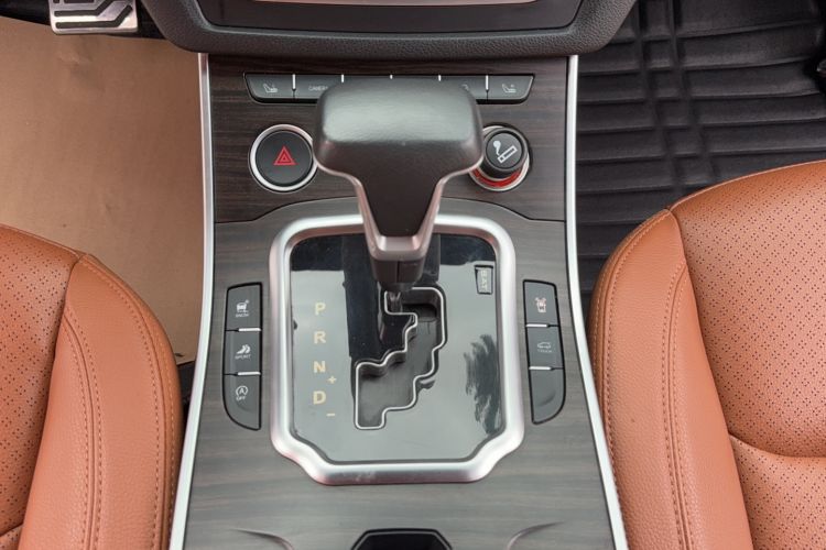 Used Land X7 2018 Geely Jingyue 1.5T Panoramic Luxury Model
