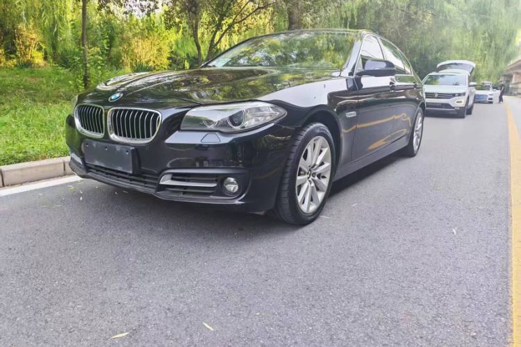 Used BMW 5 Series 2014 528Li Leading Model
