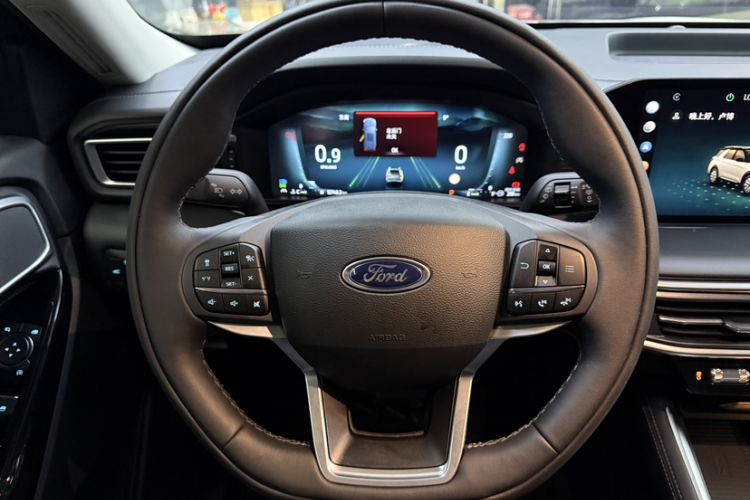 Used Ford Explorer 2024 2.3T EcoBoost All-Wheel Drive Stylish Plus Version 7 Seats