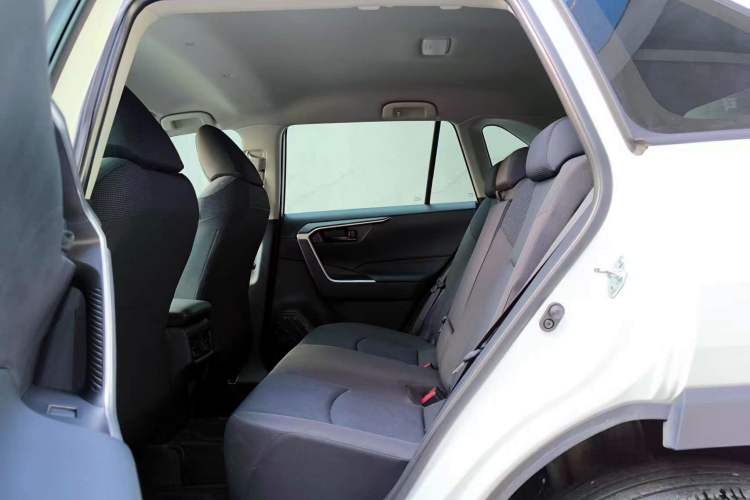 Used Toyota RAV4 2023 2.0L CVT Two-Wheel Drive Urban Edition
