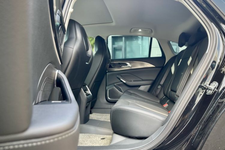 Used Hongqi H6 2024 2.0T ZhiMei Edition
