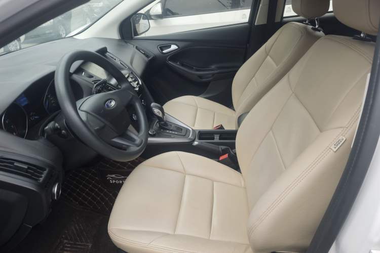 Used Ford Focus 2018 Hatchback Classic 1.6L Automatic Comfort Plus SmartDrive Edition