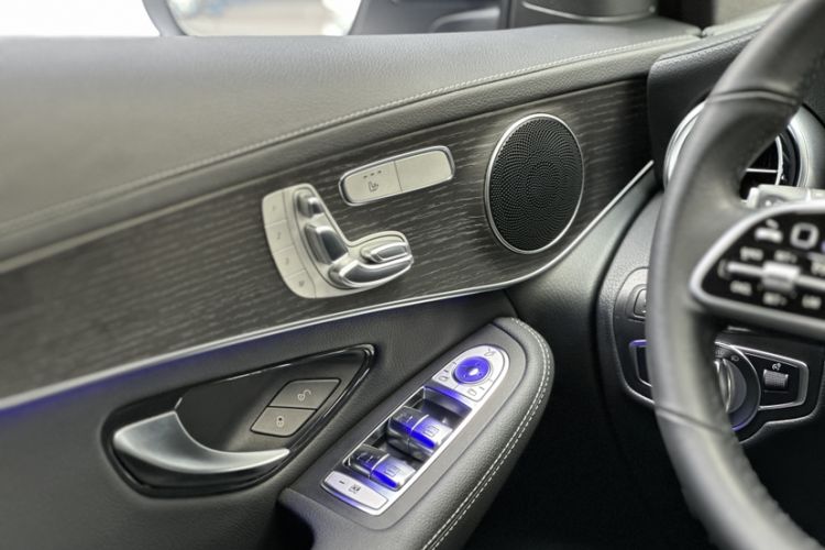 Used Mercedes-Benz GLC Coupe 2020 GLC 300 4MATIC Coupe SUV
