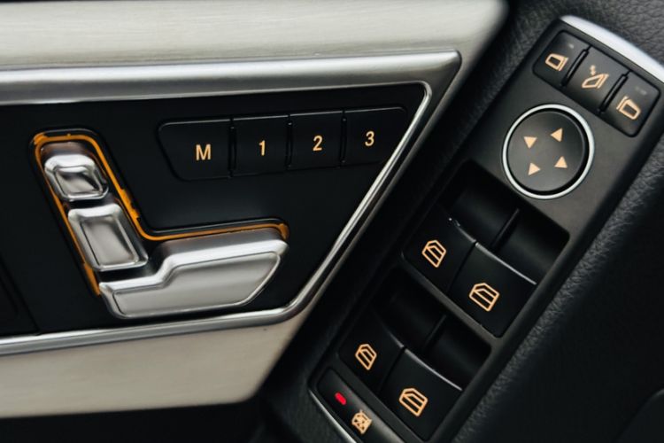 Used Mercedes-Benz GLK-Class 2015 GLK 260 4MATIC Fashion Edition Ultimate Version