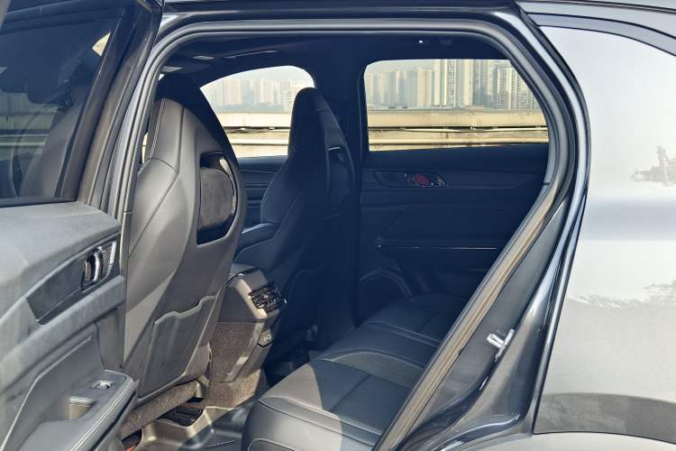 Used Lynk & Co 01 EM-P 2023 1.5TD EM-P PM
