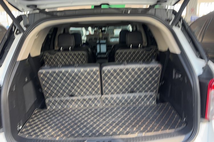 Used Ford Explorer 2020 EcoBoost 285 4x4 Titanium Edition 6 Seats
