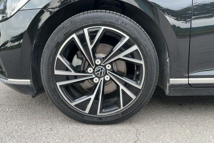 Used Volkswagen Magotan 2021 330TSI DSG 30th Anniversary Edition
