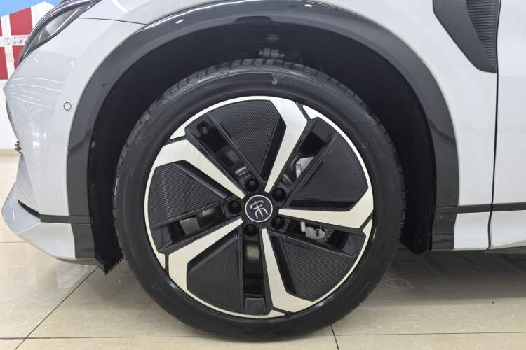 Used BYD Song L EV 2024 662 km Excellence Version