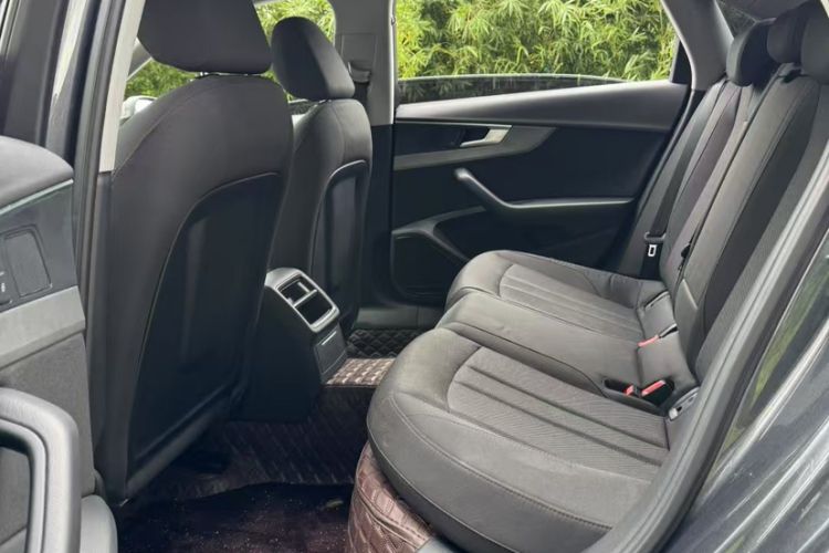 Used Audi A4L 2019 40 TFSI Ambition China VI