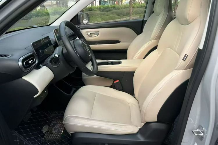 Used Wuling Bingo PLUS 2024 330 km Range Five-Seater Version
