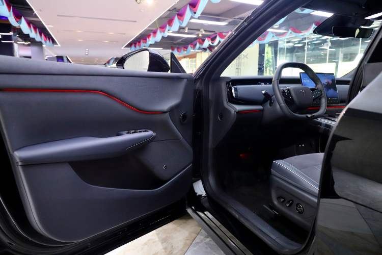 Used VOYAH COURAGE 2024 Four-Wheel Drive Global Edition