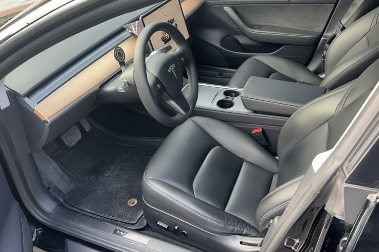 Used Tesla Model 3 2022 Rear-Wheel-Drive Version