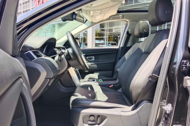 Used Land Rover Discovery Sport 2017 2.0T SE
