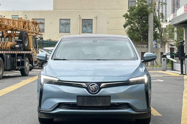 Used Buick Velite 6 2019 Connected Fashion Model
